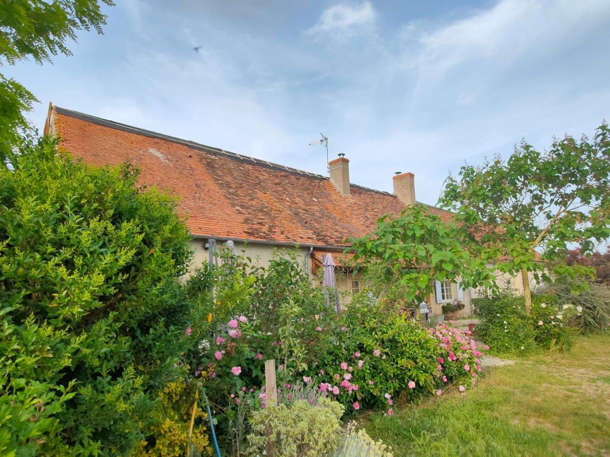 Gite De La Maison Fort Vereaux Екстер'єр фото