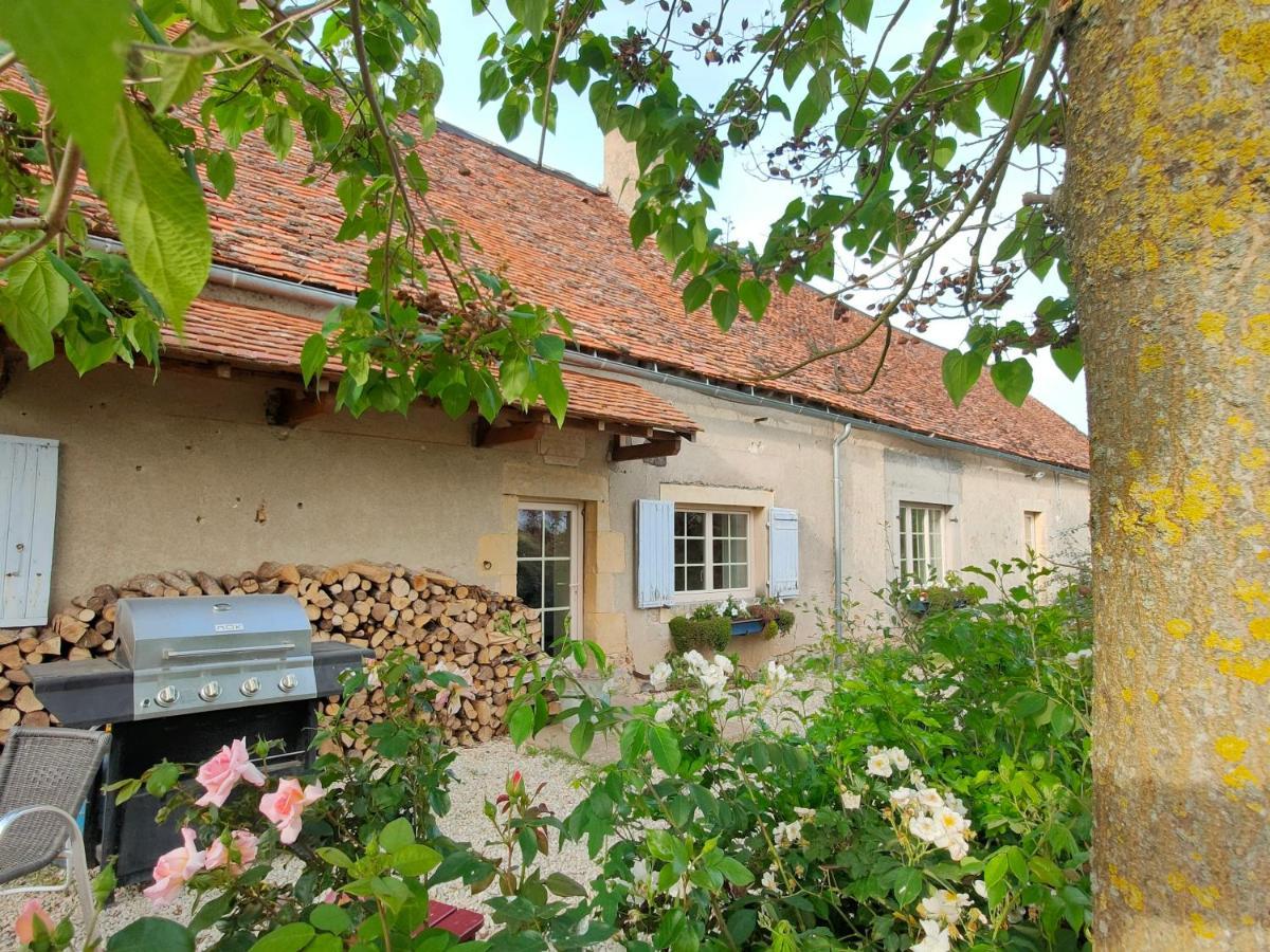 Gite De La Maison Fort Vereaux Екстер'єр фото