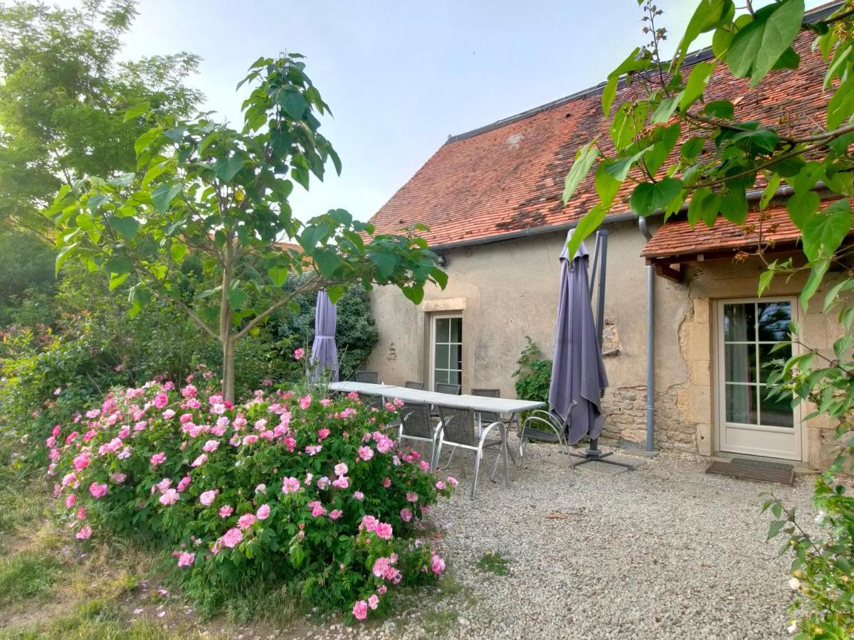 Gite De La Maison Fort Vereaux Екстер'єр фото