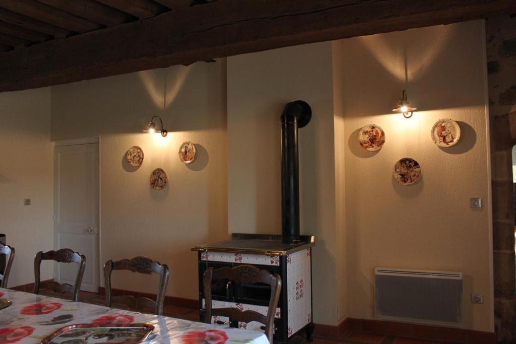 Gite De La Maison Fort Vereaux Номер фото